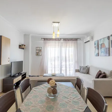 Apartment Tranquil Getaway By Infox