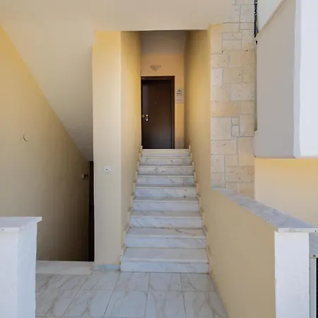 Apartment Tranquil Getaway By Infox *